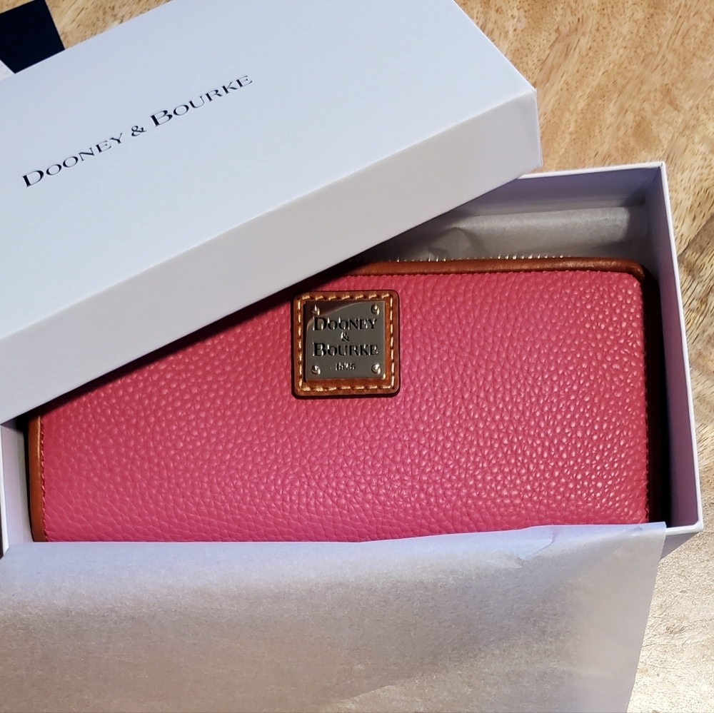 New Dooney & Bourke Pebble Leather Long Slim Zip Wallet Pink